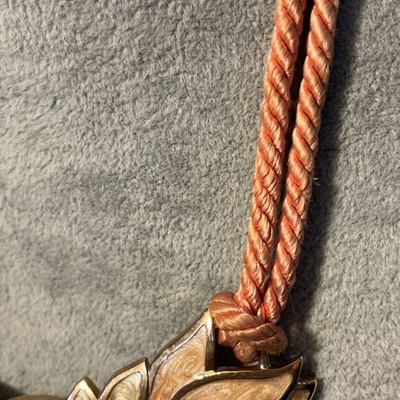 Vintage Signed Monet Enamel Garland Series Floral Book Piece Collar Necklace - Picture 4 of 10